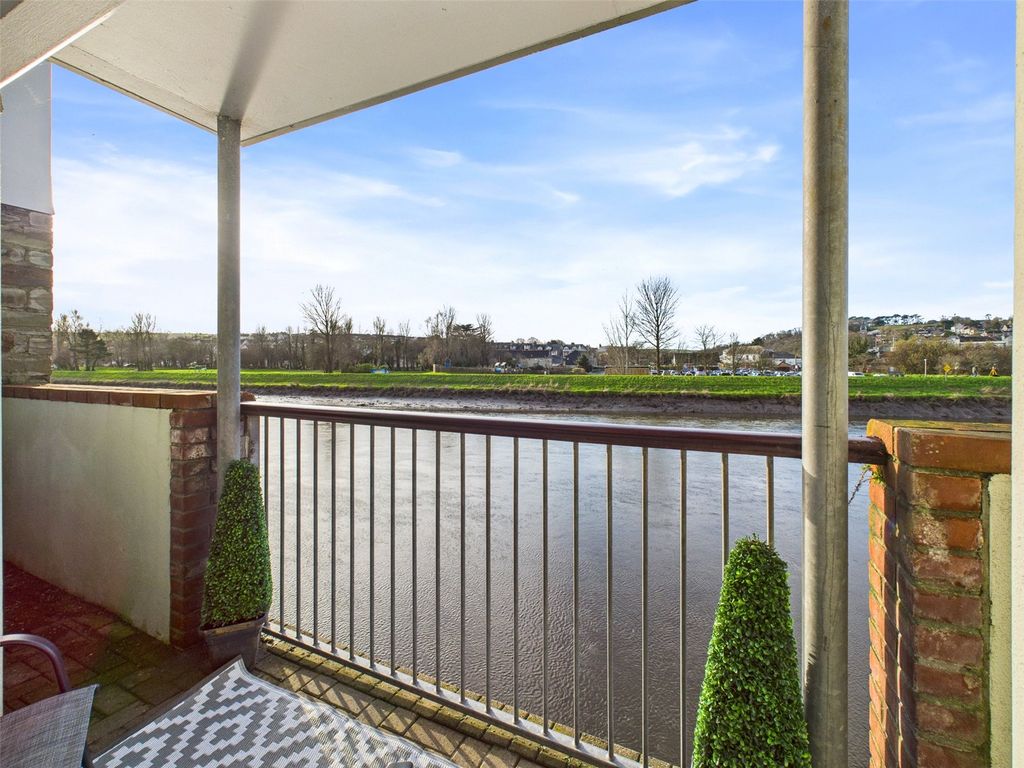 Additional image 18 of 2 bed flat for saleEgloshayle Road, Wadebridge, Cornwall PL27