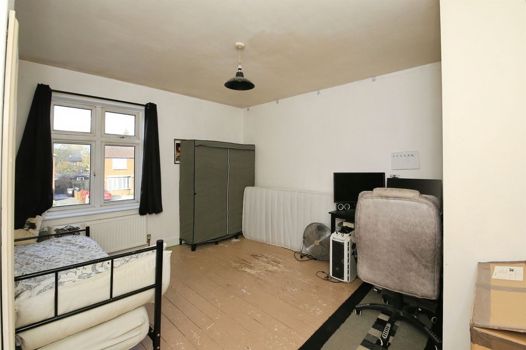 Additional image 11 of 3 bed terraced house for saleOxney Road, Peterborough PE1