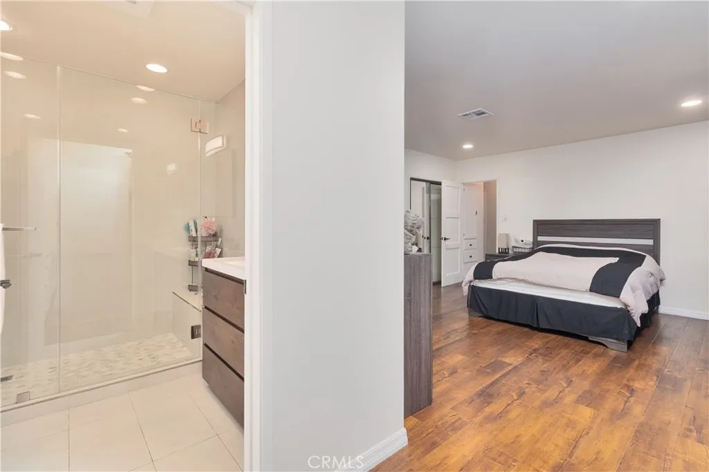 Additional image 41 of 14648 Covello St, Van Nuys, CA 91405