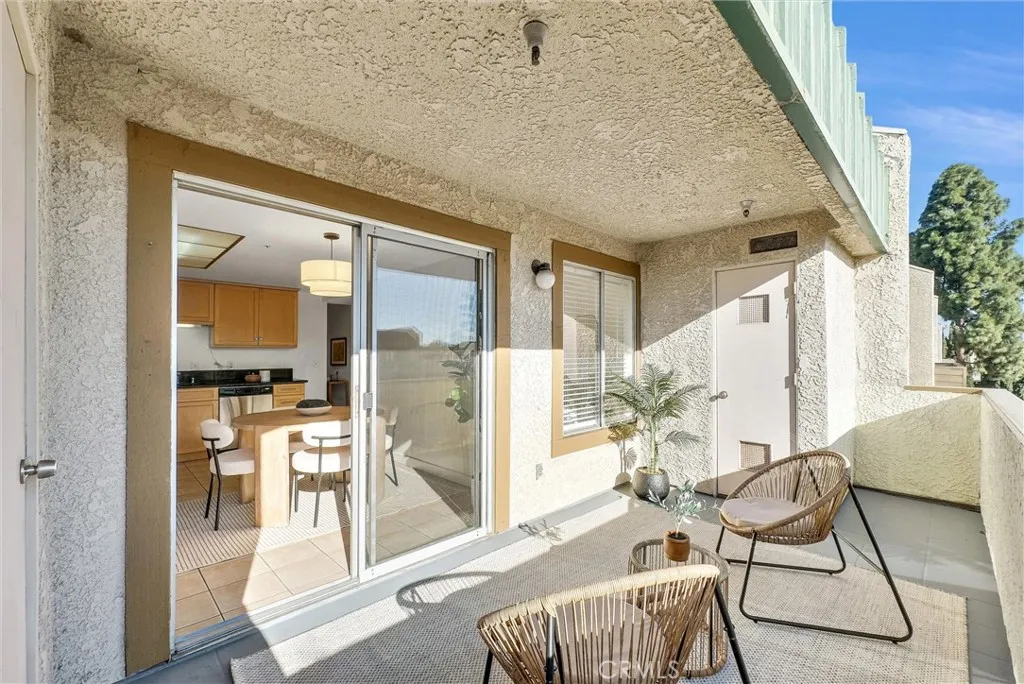 Additional image 13 of 12121 Centralia Street Unit 302, Lakewood, CA 90715