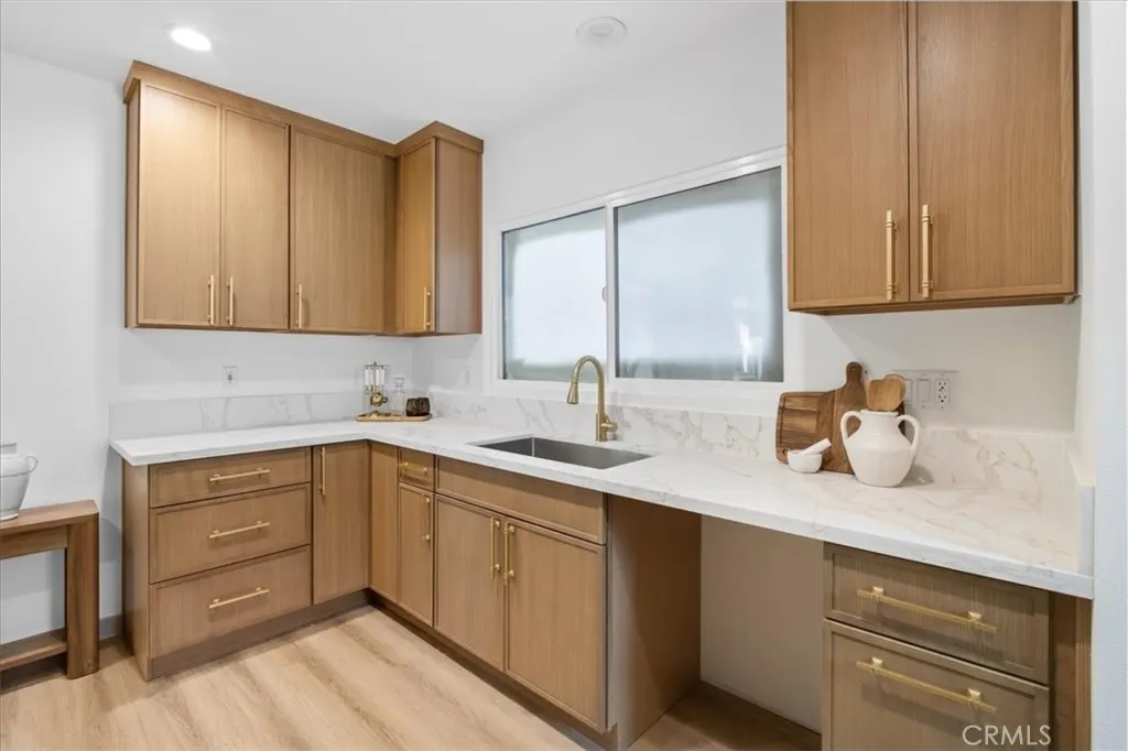 Additional image 27 of 4239 S Raymond Avenue, Los Angeles, CA 90037