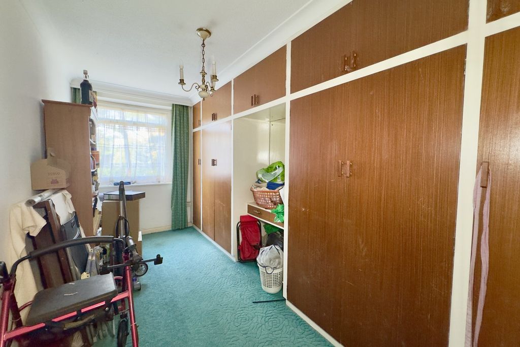 Additional image 8 of 3 bed flat for saleManor Road, East Cliff, Bournemouth BH1