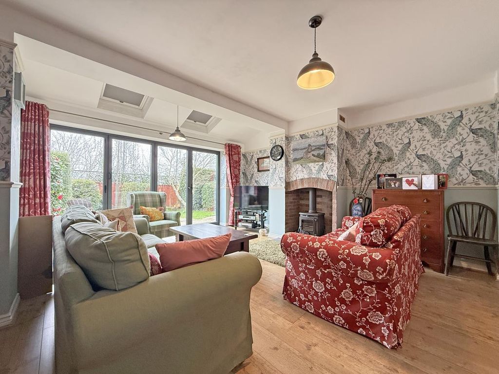 Additional image 7 of 3 bed end terrace house for saleBarlow Gardens, Beacon Park, Plymouth PL2