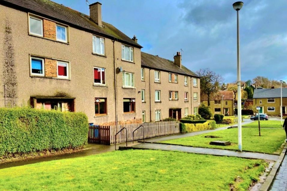 3 bed flat to rentGilchrist Drive, Falkirk FK1