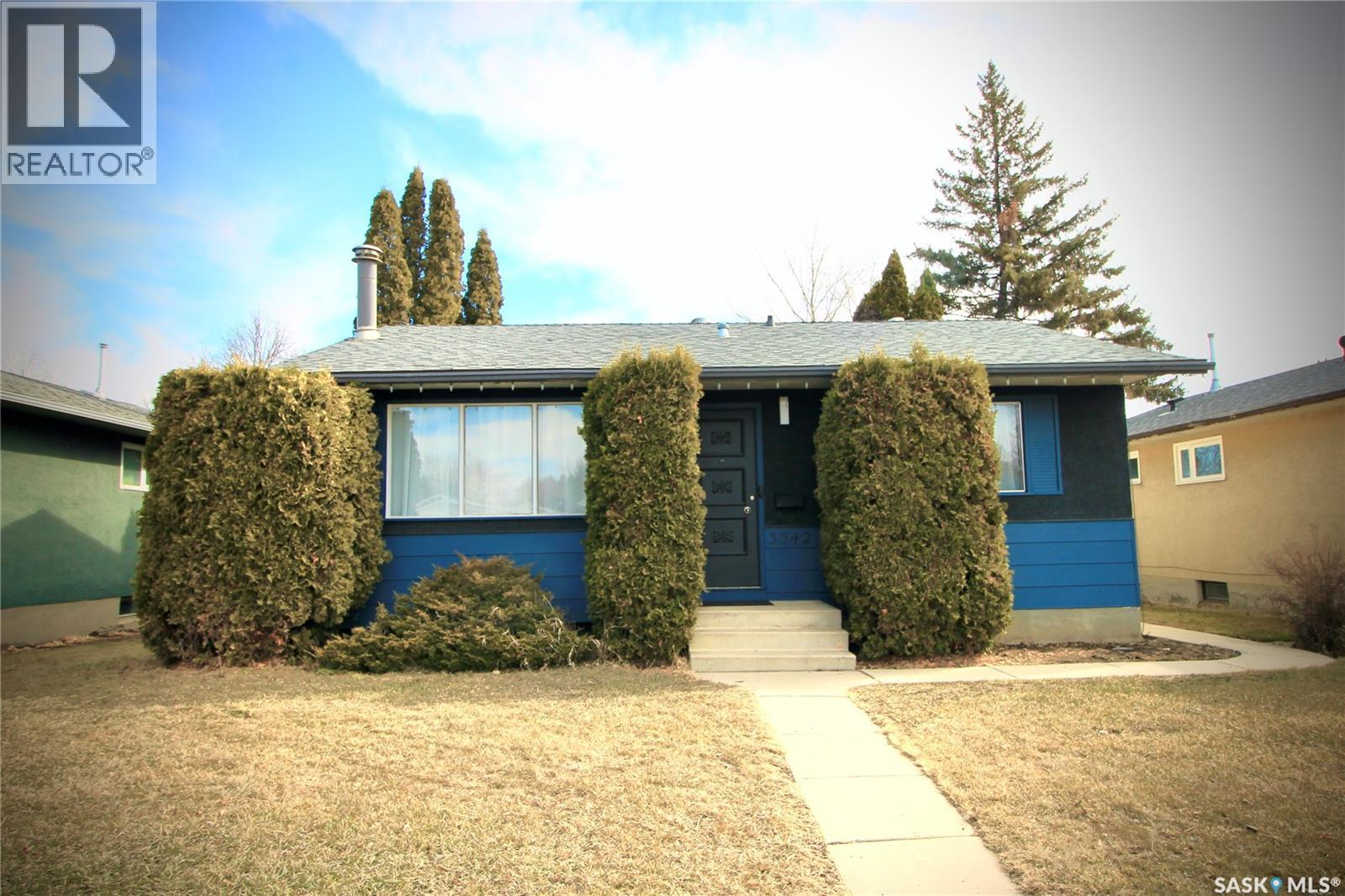 3342 Diefenbaker Drive, Saskatoon, SK, S7L4Z4