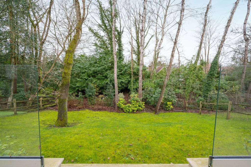 Additional image 16 of 5 bed detached house to rentSunningdale Heights, Sunningdale SL5