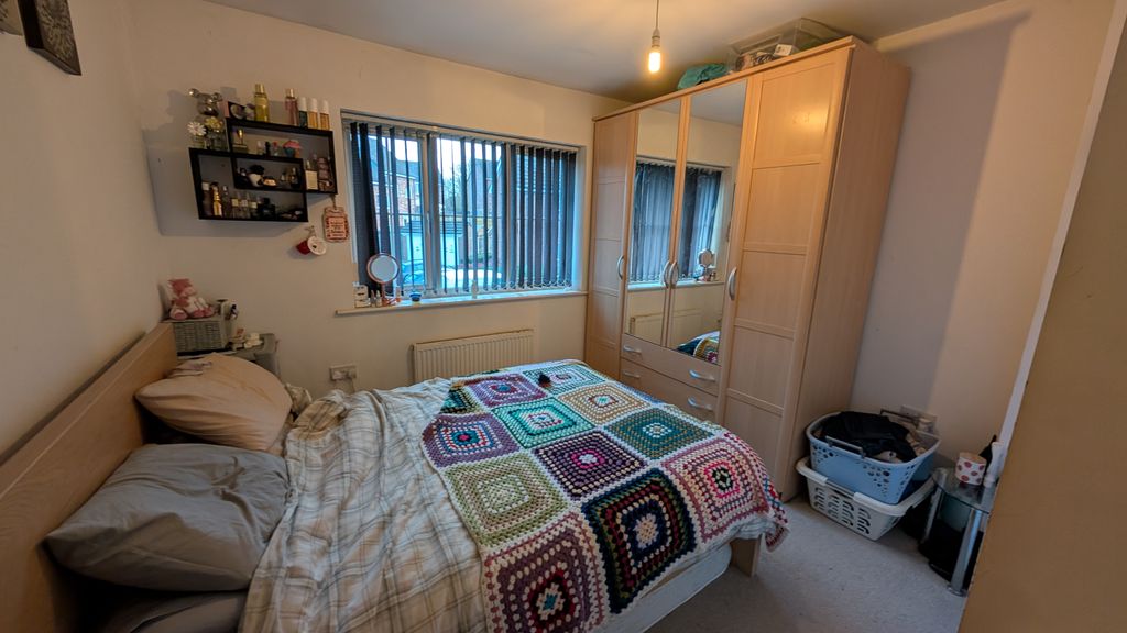 Additional image 2 of 2 bed flat for saleWoodhouse Lane, Sheffield S20