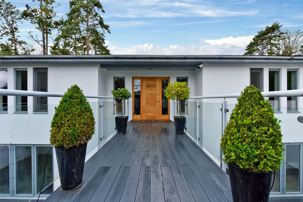 Additional image 19 of 4 bed detached house to rentRotherfield Road, Henley-On-Thames, Oxfordshire RG9