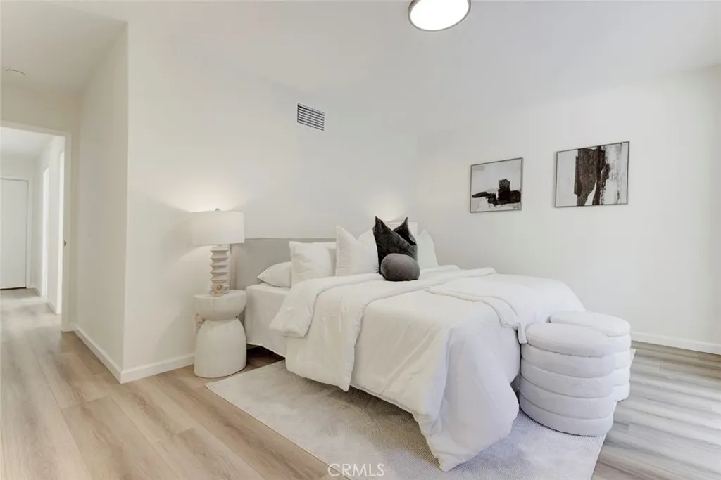 Additional image 24 of 3256 N Frederic St, Burbank, CA 91504