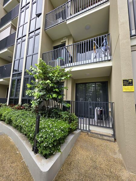 Additional image 8 of 74 Compassvale Bow