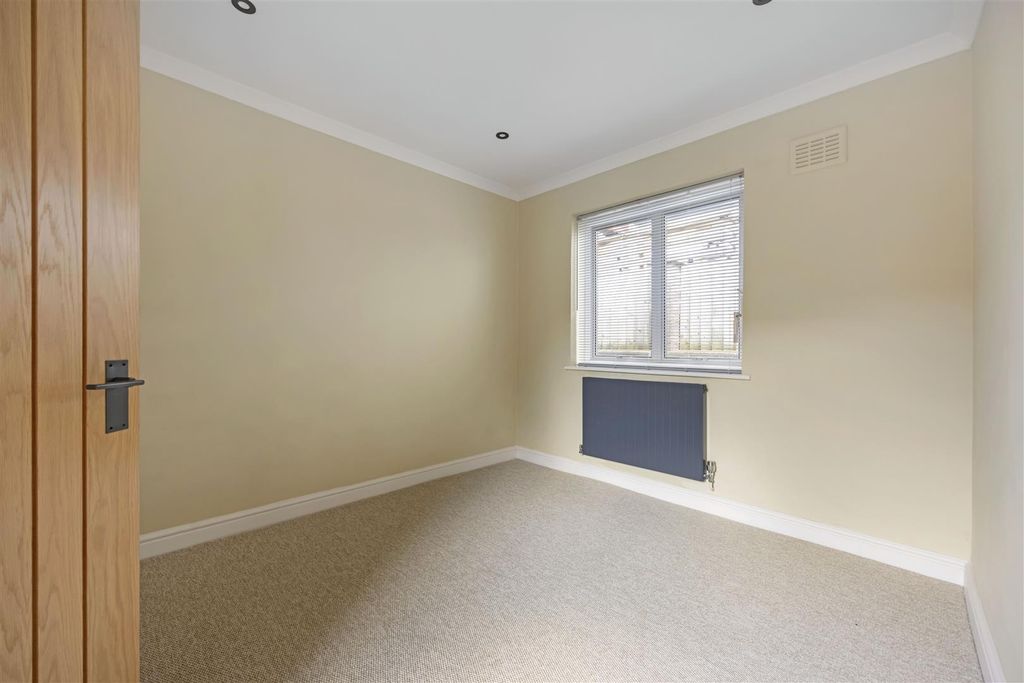Additional image 10 of 4 bed detached bungalow for saleSoutham Lane, Southam, Cheltenham GL52