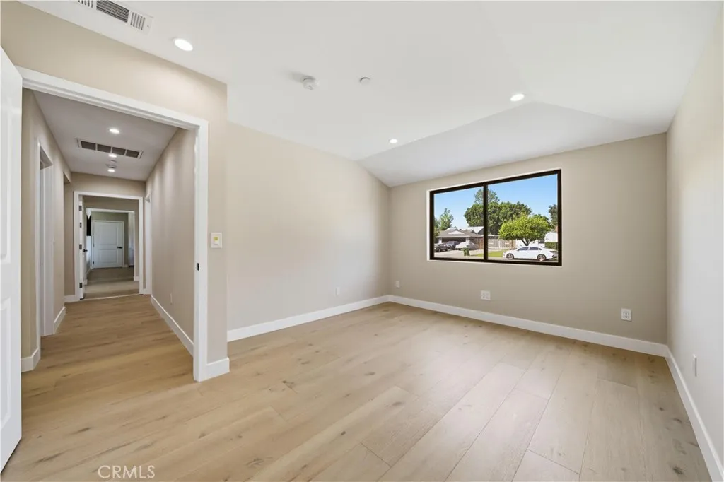 Additional image 21 of 8542 De Celis Pl, North Hills, CA 91343