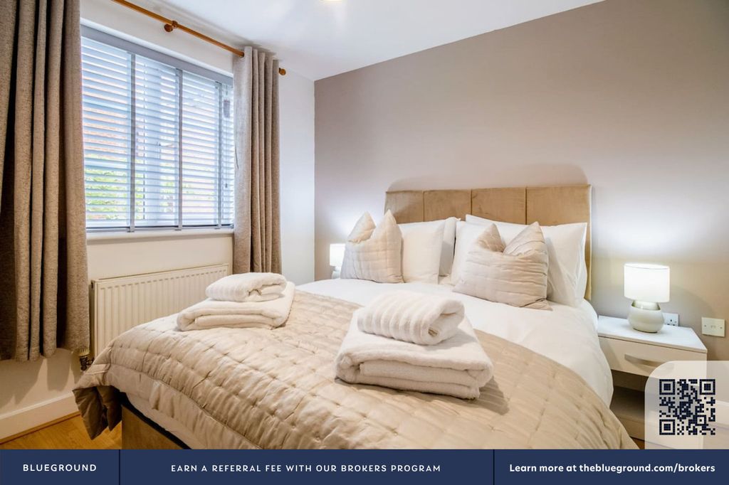 2 bed flat to rentGrange Park NN4 photo 4