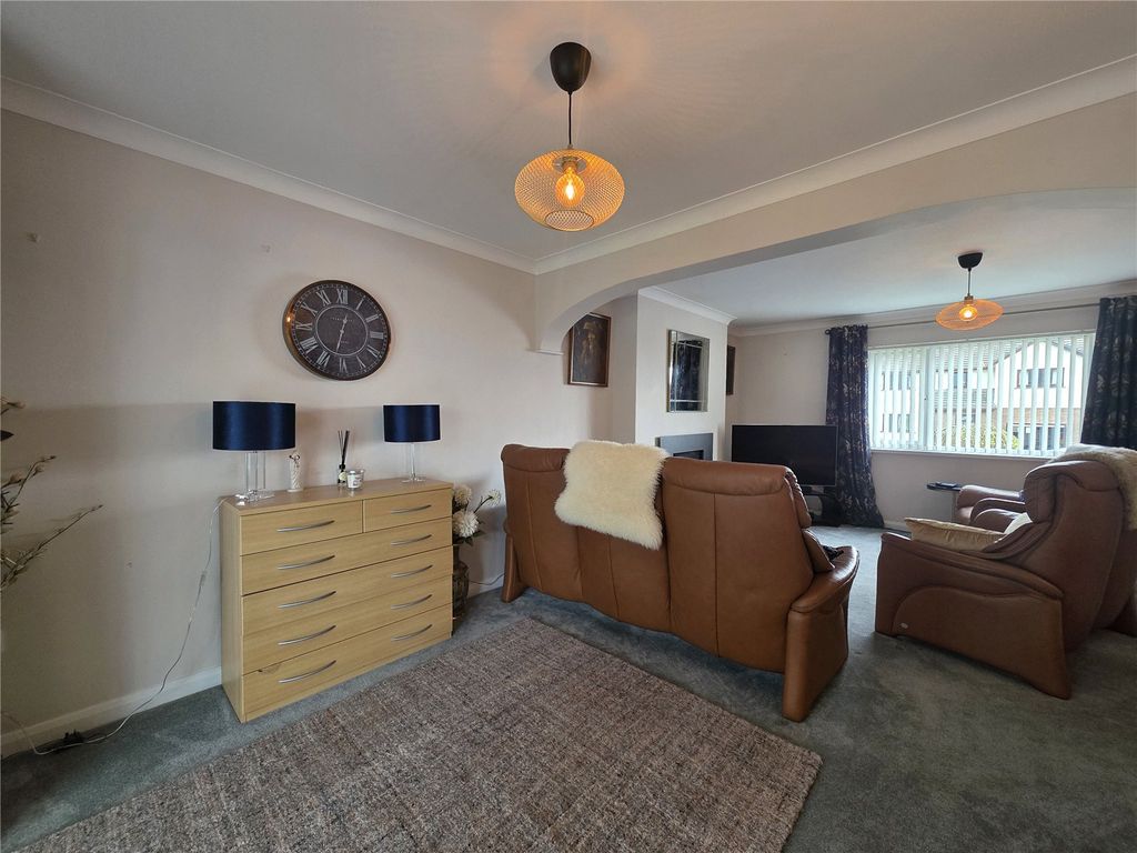 Additional image 8 of 4 bed detached house for saleGlenview Avenue, Pembroke Dock, Pembrokeshire SA72