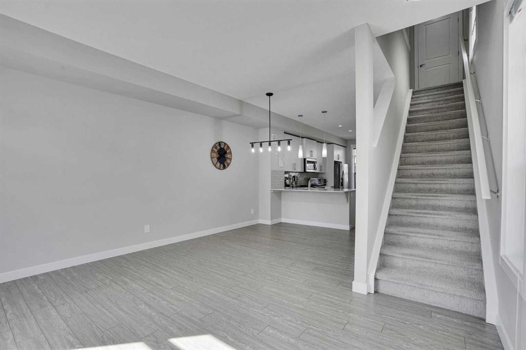 Additional image 4 of 104 Legacy Path SE, Calgary, AB, T2X 4H9