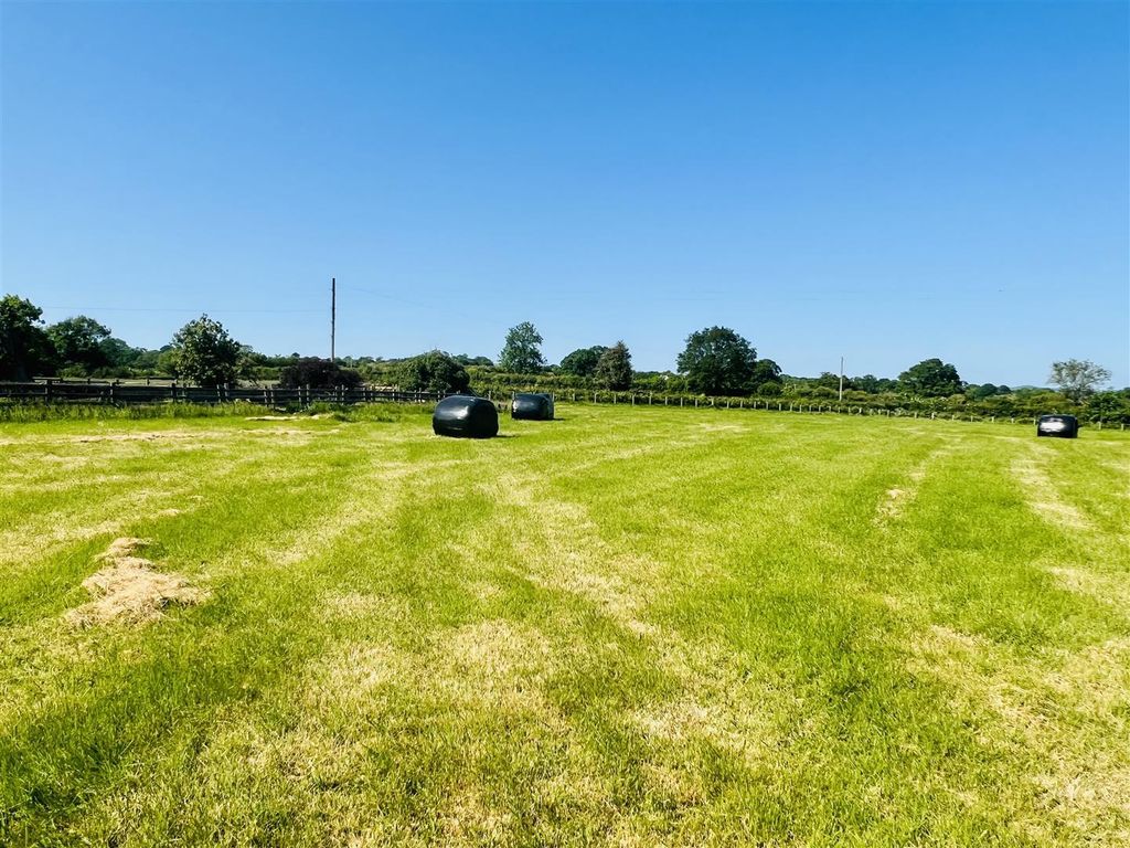 Additional image 26 of 4 bed detached house for saleManordeilo, Llandeilo SA19