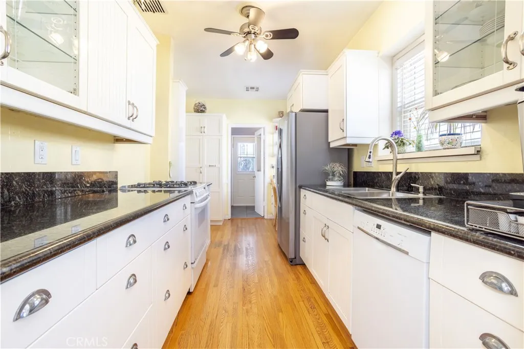 Additional image 15 of 11750 Hatteras St, Valley Village, CA 91607