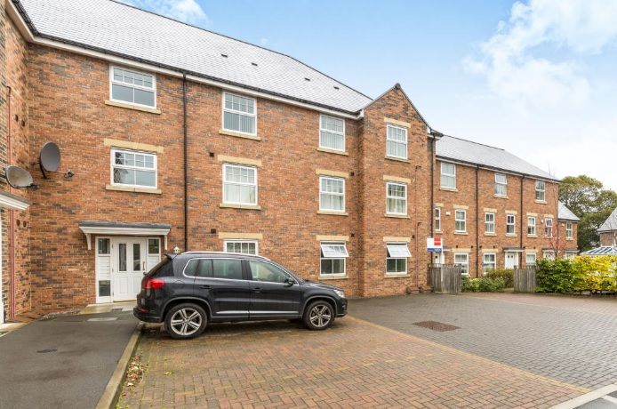 2 bed flat to rentBarrington Close, Durham DH1