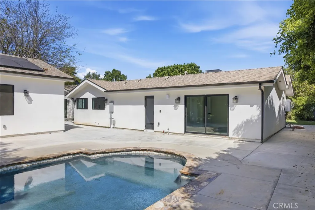 Additional image 9 of 8542 De Celis Pl, North Hills, CA 91343