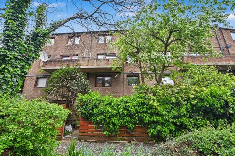Carrol Close, Kentish Town, London NW5