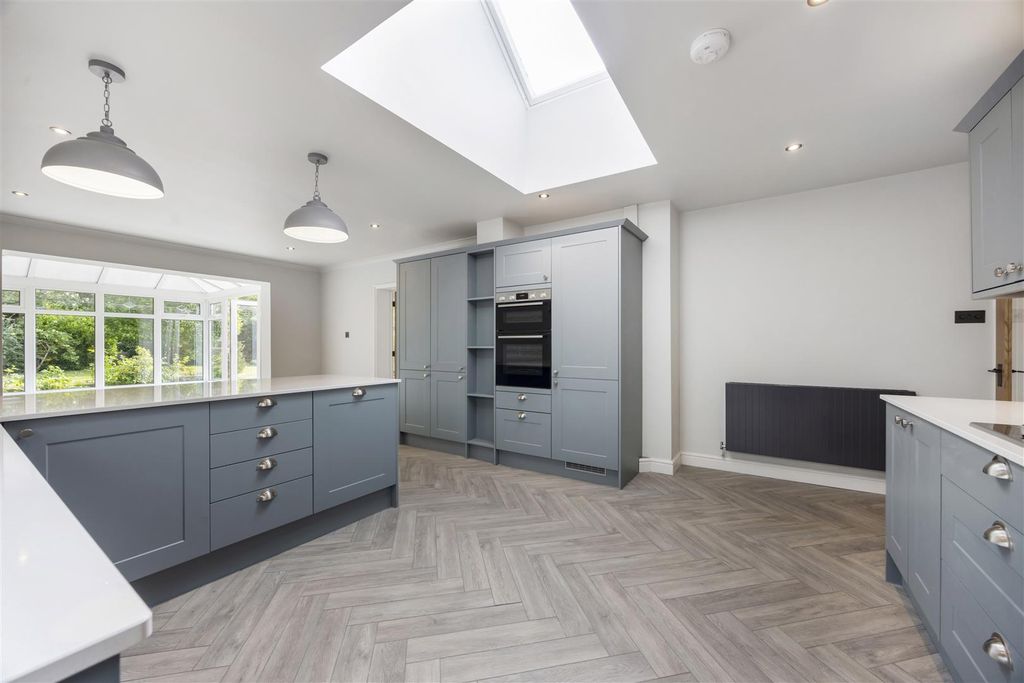 Additional image 3 of 4 bed detached bungalow for saleSoutham Lane, Southam, Cheltenham GL52