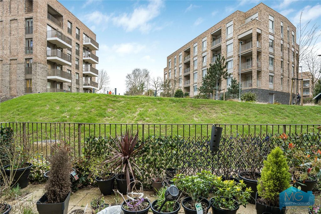Additional image 12 of 2 bed flat for saleMedawar Drive, London NW7