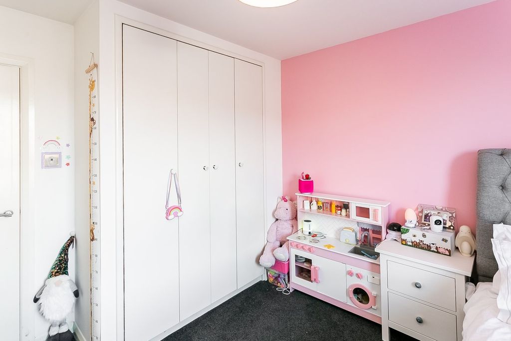 Additional image 16 of 2 bed flat for salePortland Gardens, Edinburgh EH6
