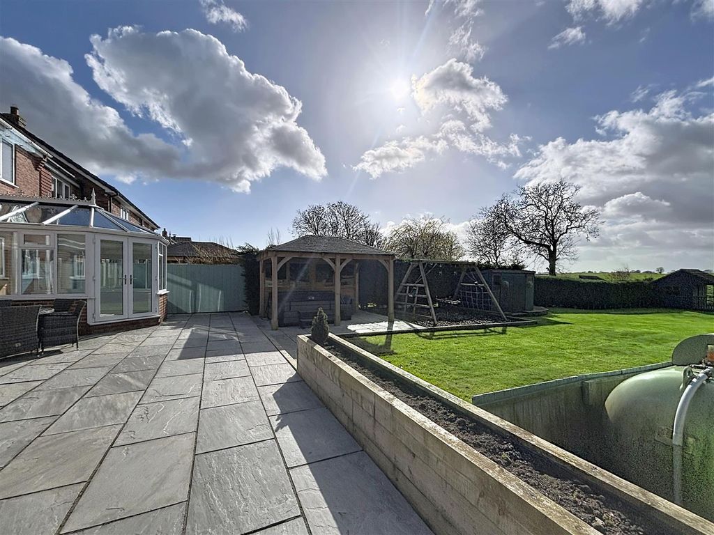Additional image 25 of 5 bed detached house for saleMain Road, Humbleton, Hull HU11