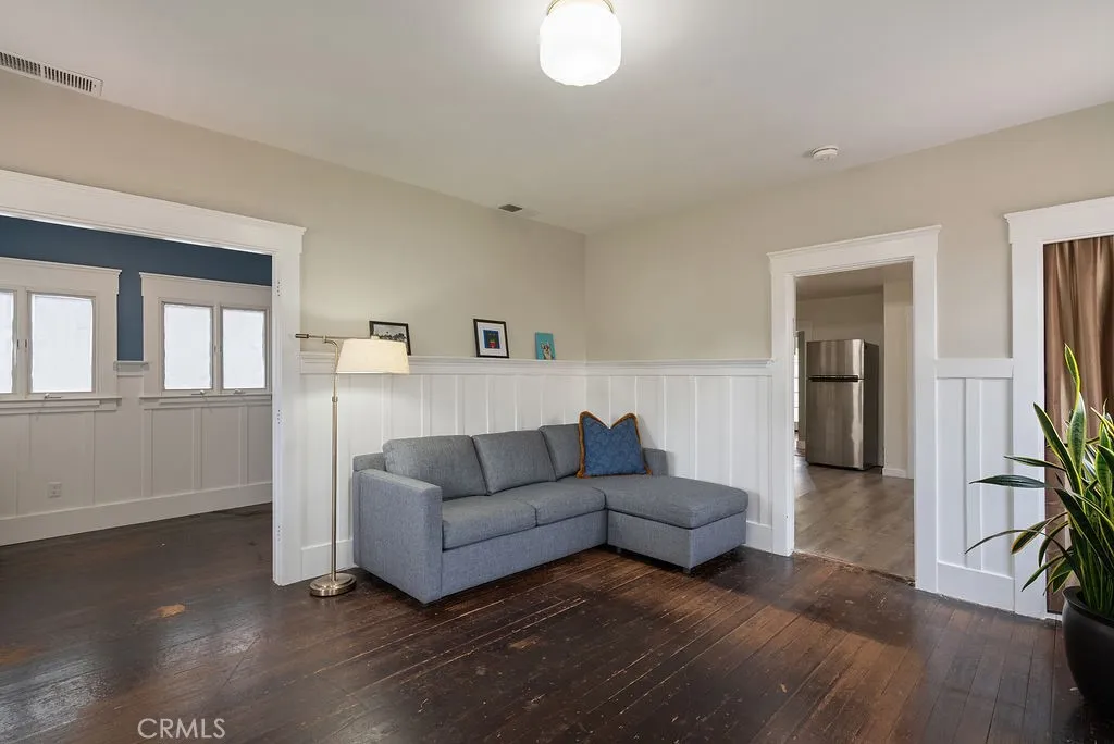 Additional image 8 of 637 E Van Bibber Ave, Orange, CA 92866