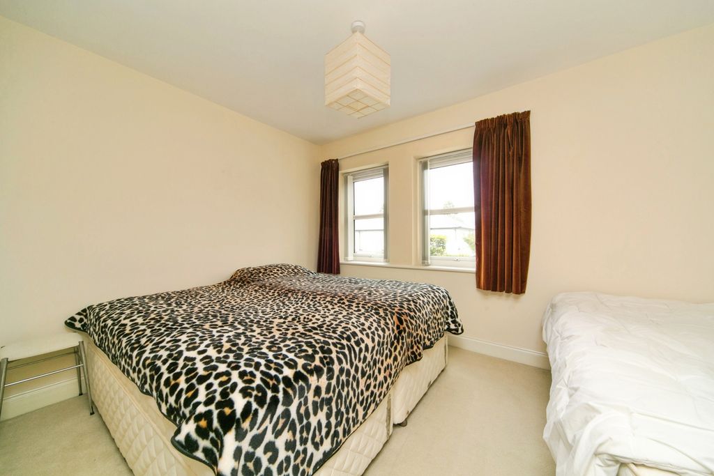 Additional image 12 of 2 bed flat for saleDeganwy Quay, Deganwy, Conwy LL31