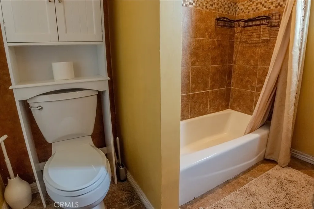Additional image 27 of 128 E 67th Way, Long Beach, CA 90805