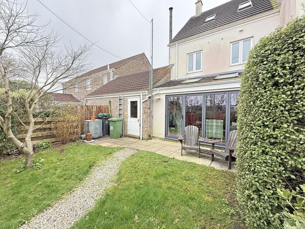 Additional image 4 of 3 bed end terrace house for saleBarlow Gardens, Beacon Park, Plymouth PL2