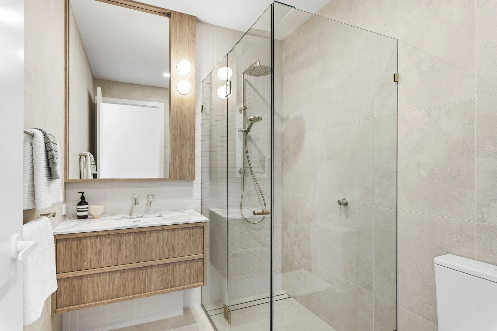 Additional image 24 of 9A Fifteenth Avenue, Palm Beach QLD 4221
