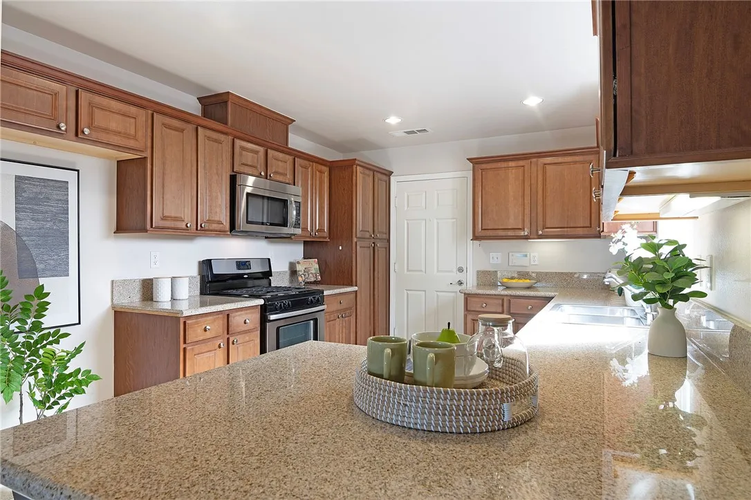 Additional image 53 of 14059 Carlton Lane, Sylmar, CA 91342
