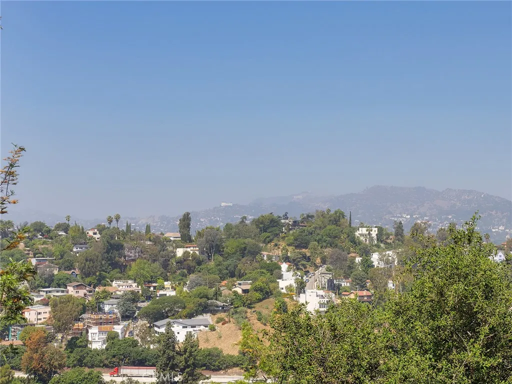 Additional image 61 of 1825 Altivo Way, Echo Park, CA 90026