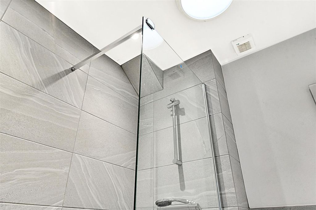 Additional image 20 of 2 bed end terrace house for saleDunkirks Mews, Hertford SG13