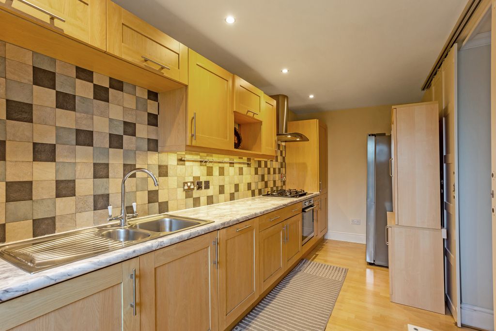 Additional image 7 of 2 bed flat for saleBath Road, Bristol BS4