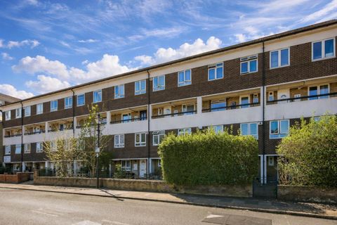 Sheffield Square, Bow E3