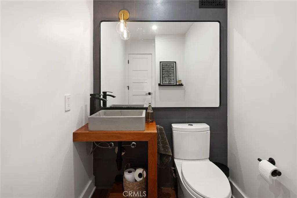 Additional image 39 of 1176 S Westlake Blvd Unit F, Westlake Village, CA 91361