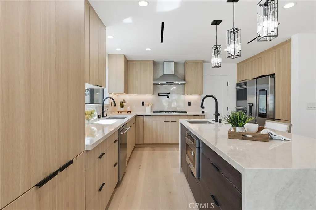Additional image 13 of 23463 Sylvan Street, Woodland Hills, CA 91367