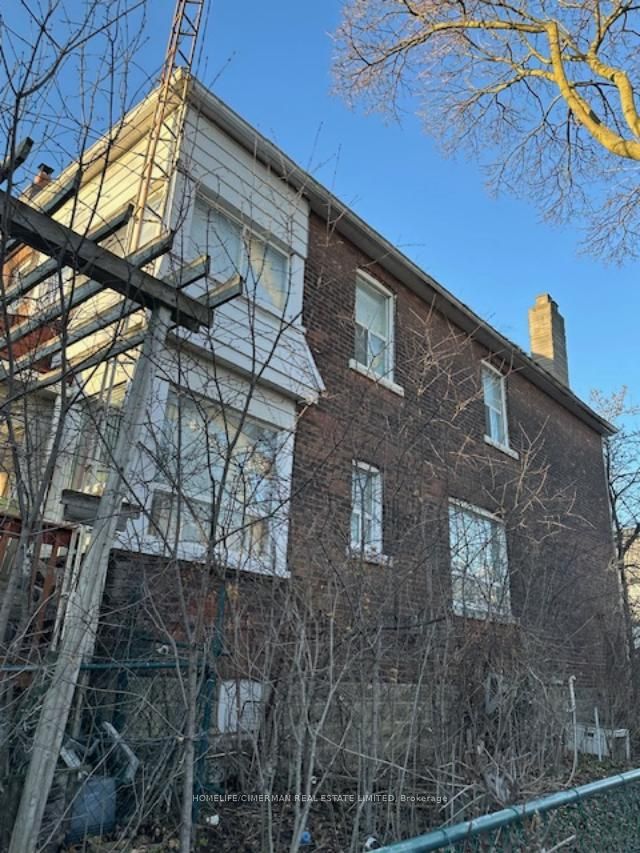 Additional image 3 of 60A Arlington Avenue, Toronto, ON, M6G 3L1