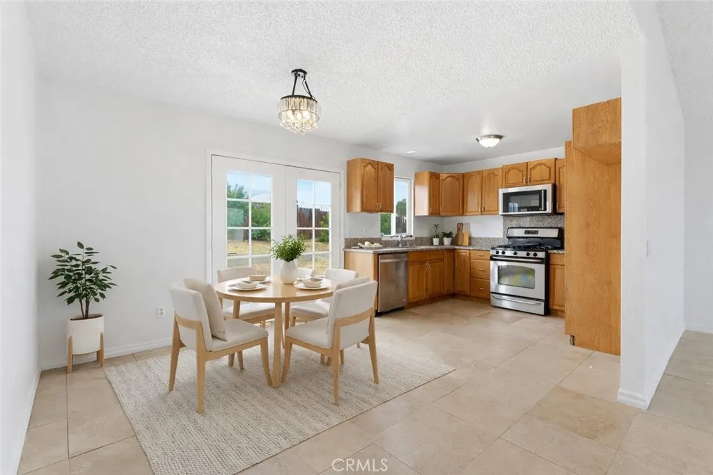 Additional image 9 of 2047 E 7th, Ontario, CA 91764