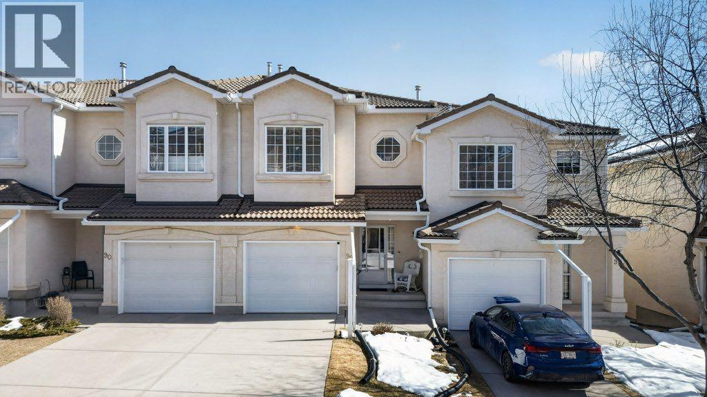 92 Hamptons Link NW