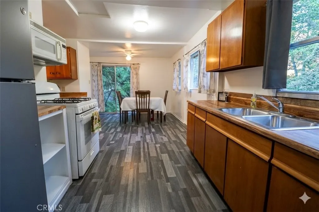 Additional image 29 of 13992 Irving Lane, Lytle Creek, CA 92358
