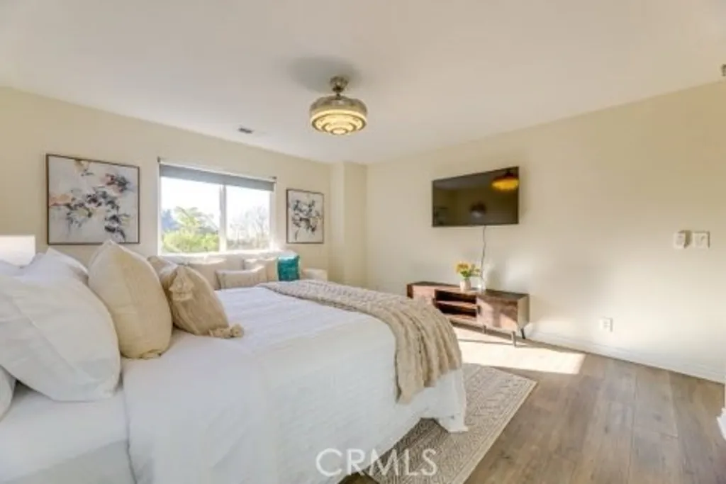 Additional image 12 of 3620 Altamont, Los Angeles, CA 90065