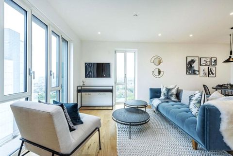 Mapleton Crescent, Wandsworth, London SW18