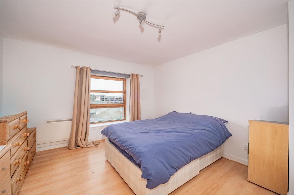 Additional image 10 of 2 bed flat for saleTrades Lane, Dundee DD1