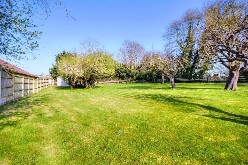 Additional image 44 of 3 bed detached house for saleBilborough Road, Nottingham NG8