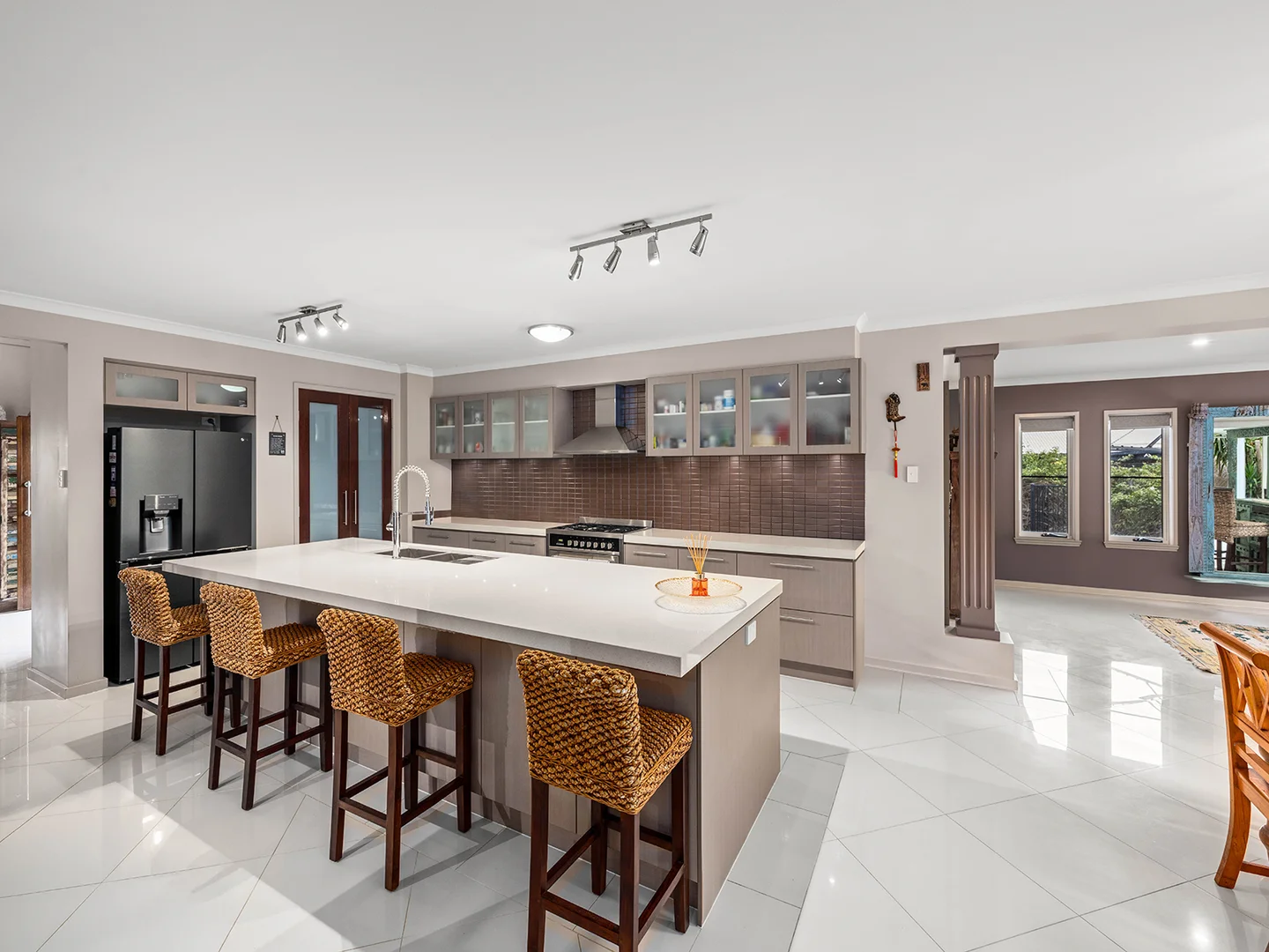 Additional image 31 of 10 Saint Ives Court, Redland Bay QLD 4165