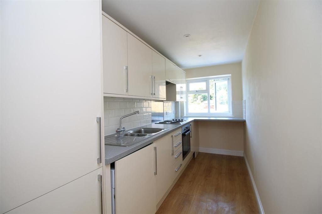 Additional image 4 of 1 bed flat to rentNormans Court, Downsway, Shoreham By Sea BN43